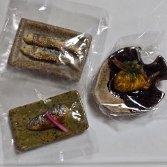 ミニチュア 中華美食体験 香港孖妹 麺家 魚の皮唐揚げ ミニチュア 中華美食体験 香港孖妹 麺家 魚の皮唐揚げ - メルカリ