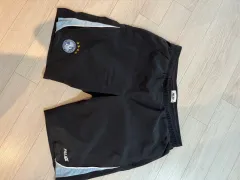 パレス PALACE ショートパンツ ブラックのサムネイル