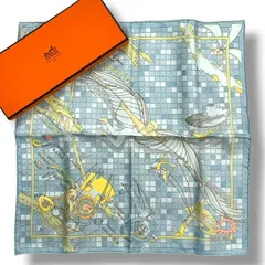 新品同様 HERMES エルメス スカーフ シルク Remiges de Fuite 飛行術 ブルー 箱付きのサムネイル