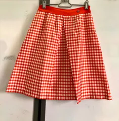 【D1-10】△  courreges   フレアスカート　オレンジ　サイズ36のサムネイル