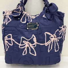 5955　MARC BY MARC JACOBS　 マークバイマークジェイコブス　 トートバッグ　キルティング　 リボン　総柄　ネイビー×ピンク系　 ナイロン　レディースのサムネイル