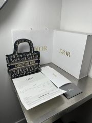 リコピン様専用✨新品タグ付き✨Dior Book Tote スモール オブリーク