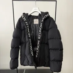 モンクレール★MONTCLA(モンクラ)★ブラック★3★国内正規品★美品のサムネイル