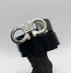 フェラガモ ベルト シルバー金具 ロゴ刻印 黒 - メルカリ
