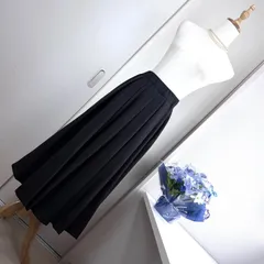 Diagram グレースコンチネンタル 100%polyester プリーツ フレア スカート 36(S相当) used。優雅に揺れるブラックのシルエットが魅力の極上アイテムです。のサムネイル