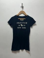 アバクロンビーアンドピーチ 半袖Tシャツ ネイビー XSのサムネイル