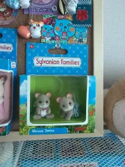 シルバニアファミリー 英国版 シロイネズミ 双子のサムネイル