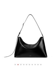 h' eres RENEE TOGGLE CLOSE BAG 501 - メルカリ