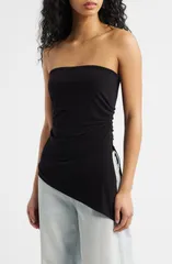 アーバンアウトフィッターズ レディース トップス シャツ アシンメトリー BDG Urban Outfitters Ines Asymmetric Hem Bandeau Top BLACK ブラックのサムネイル