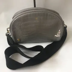 美品 ADMJ A.D.M.J アクセソワ 　　レザー 　BEE ビー　ショルダー　バッグのサムネイル