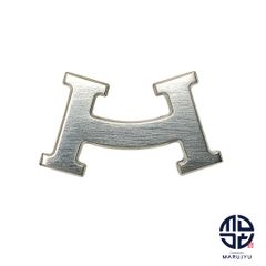 【極美品】HERMES エルメス Hスマイル ブローチ スマイリー シルバー HERMES エルメス Hロゴカーブ Hスマイル ブローチ シルバーメタル