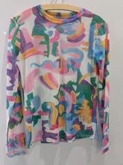 美品 シアートップス カラフル  抽象柄 ペイント 長袖  カットソー  透け感 レイヤード 重ね着 インナー ストレッチ 上品 きれいめ 大人カジュアル モード 春夏秋 レディースのサムネイル