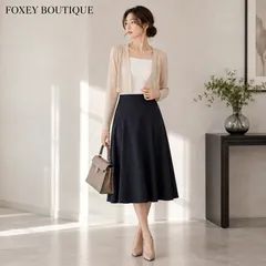 【希少サイズ42 /  サラッと清涼感のある薄手のカーディガン 】FOXEY BOUTIQUE 37758 / フォクシーブティック カーディガン サンドベージュ 通勤 学校行事 お食事会 お出かけ デイリーコーデのサムネイル