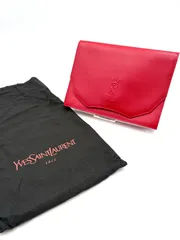 YVES SAINT LAURENT イヴサンローラン　ロゴ レザー　赤　レッド　クラッチバッグ 保存袋付きのサムネイル