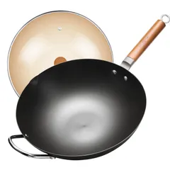 WANGYUANJI 窒化鉄中華鍋 鉄 炒め鍋 深型プライパン 36cm 無塗装 コーティングなし 焦げ付かない 火傷防止木製ハンドル 取っ手で便利 炒飯 肉料理 玉子焼き 中華料理 3-5人大家庭 業務用のサムネイル