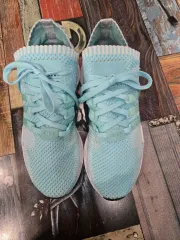 アディダス EQT ミント色 スニーカーのサムネイル