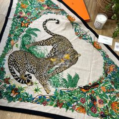 未使用品‼️HERMES バンダナ☆アニマル柄 カーキ - メルカリ