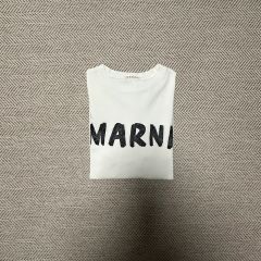 MARNI ロゴ入りホワイトTシャツ12y - メルカリ
