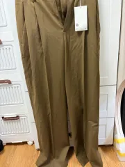 COS パンツ 44 新品のサムネイル