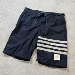 トムブラウン THOM BROWNE 4BAR ナイロン ショートパンツ スイムショーツ 水着 スイムウェア ハーフパンツ トリコロール メッシュインナー ネイビー 紺色 メンズ 国内正規品 クロスカンパニー 希少 大きいサイズ サイズ4 XL  18200のサムネイル