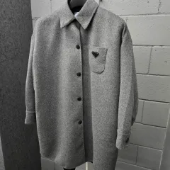 正規品 PRADA プラダ 三角ロゴ カシミア コート ジャケット オーバーサイズ 36のサムネイル