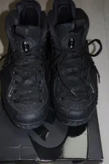 285 NIKE × COMME des GARCONS HOMME PLUS エアフォームポジット ONE ブラックのサムネイル