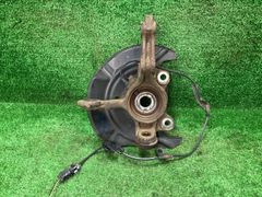 プリウス ZVW55 左フロントナックルハブ S 4WD 43212-47040 1F7 - メルカリ