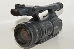 DVカメラの金字塔】Sony 3CCD カメラ DCR-VX1000 - メルカリ