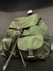 プラダ リュックサック レザー×ナイロン 三角ロゴ グリーン系 - メルカリ