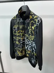 105-110) Versace レタリング ジップアップ ジャケットのサムネイル