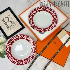 鑑定済み【 美品 】エルメス 《 ガダルキヴィール 》 レッド ホワイト ポーセリン スーププレート 皿 食器 2枚セットのサムネイル