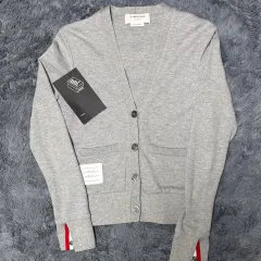 21-22年式/36 Thom Browne トム・ブラウン レディース 白 3本線 カーディガンのサムネイル