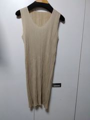 PLEATS PLEASE】トップス チュニック ノースリーブ スリット - メルカリ