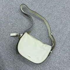 JOY GRYSON(ジョイグライソン) ショルダーバッグ 0630J2のサムネイル