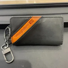 DIESEL ディーゼル　キーケース　キーリング付きのサムネイル