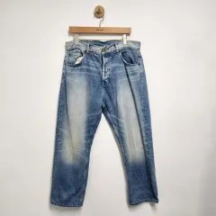 30 エッセンシャル FEAR OF GOD デニム (E37)のサムネイル