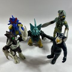 M1号 バルタン星人 肌色整形 未塗装 - メルカリ