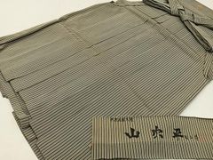 平和屋着物○男性 行灯袴 民芸正草木染 山吹平 縞 反端付き 正絹 逸品