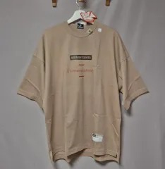 Maison MIHARA YASUHIRO メゾンミハラヤスヒロ x GU ジーユー ロゴ Tシャツのサムネイル