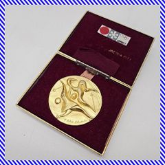 岡本太郎 1972年 札幌オリンピック 記念メダル 日立 キドカラー ポンパ