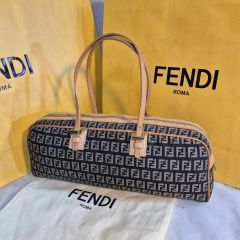FENDI 現行 バゲット ミニ ペールピンク FFエンボス フェンディ - メルカリ