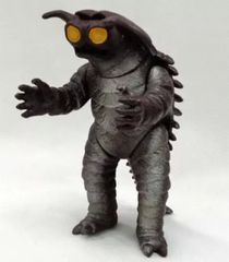 CCP✕Dive 500個限定 ヒッポリト星人 ブラックver. - メルカリ