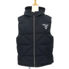 プラダ ダウンベスト  【Aランク】【中古】のサムネイル