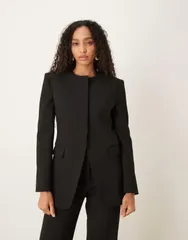 マンゴ レディース アウター ジャケット・ブルゾン ブレザー キャップ Mango Capsule tailored collarlesstatement shoulders blazer partのサムネイル