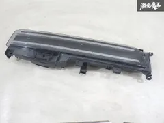 トヨタ 純正 MZRA90W ヴォクシー VOXY リア ゲート ガーニッシュ フィニッシャーランプ 左 左側 助手席側 KOITO V1-9 即納 棚のサムネイル