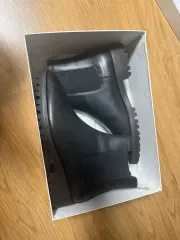 COMMON PROJECTS チェルシー ブーツ uk6 260サイズ (변요한 ブーツ)のサムネイル