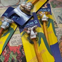 グレムリン ギズモ キーホルダー ギター - メルカリ