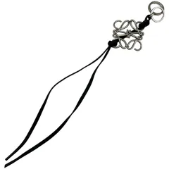 ロエベ LOEWE アナグラムチャーム ブラック レザー/メタル アクセサリーのサムネイル