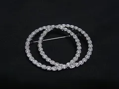 ■極美品■ VENDOME BOUTIQUE ヴァンドームブティック ラインストーン ピンバッジ ピンブローチ アクセサリー シルバー系 DP0767のサムネイル