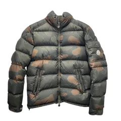 MONCLER モンクレール マヤ MAYA カモフラージュ メンズ ダウンジャケット カーキ サイズ1 【中古品】A13369ROのサムネイル